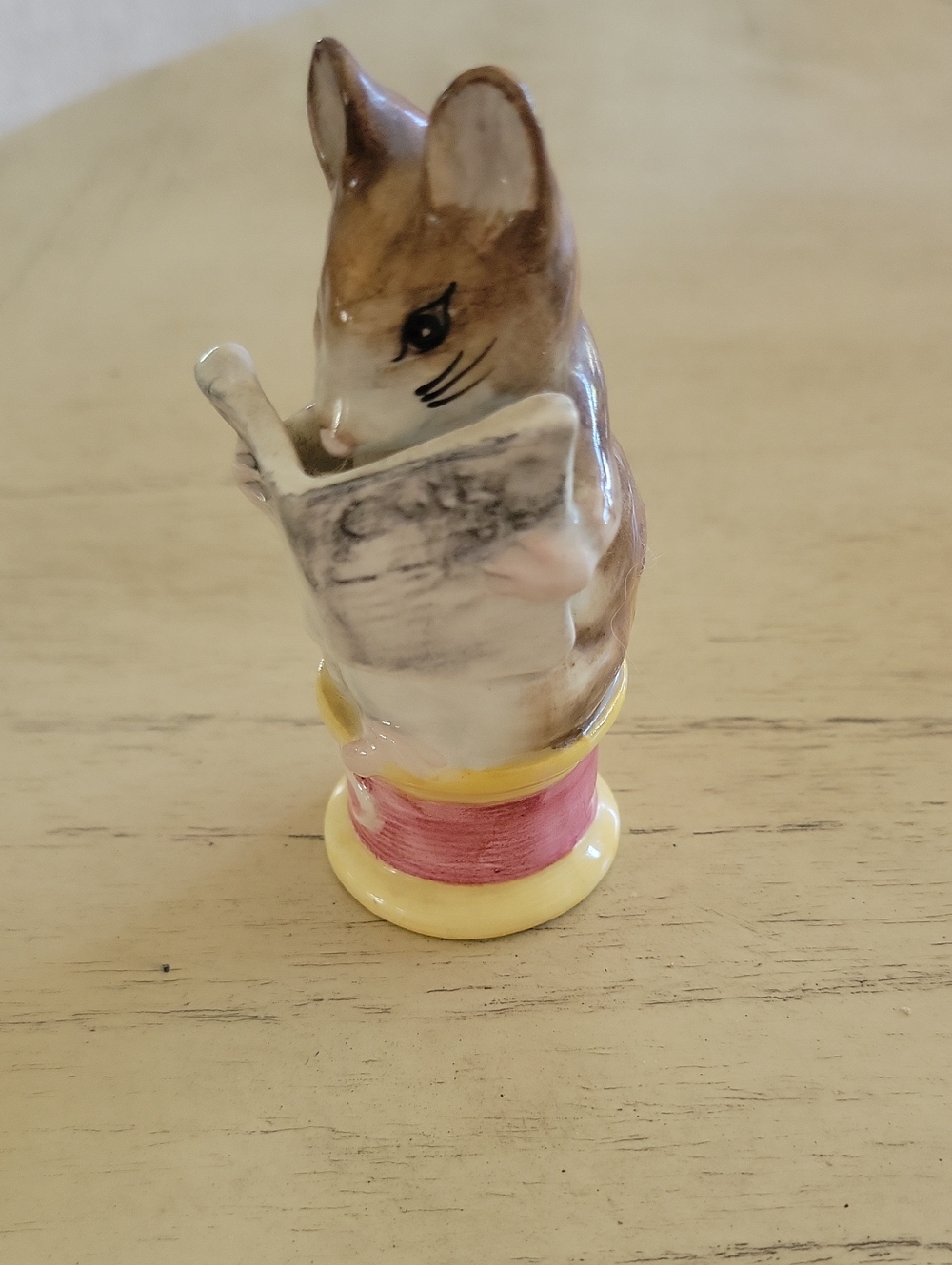 Beatrix Potter's "Tailor Of Gloucester"